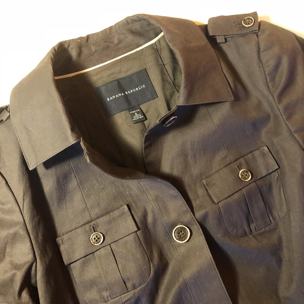 Banana Republic short-sleeve army jacket